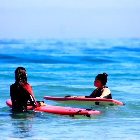 Hostel 7feetsurfcamp Carballo