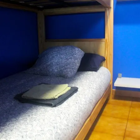 7feetsurfcamp Hostel