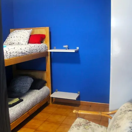 7feetsurfcamp Hostel *